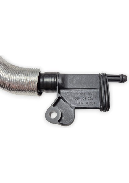 Vw Audi Seat Skoda 1.8 Tfsi Motor Havalandırma Borusu 06H103226A fiyatları
