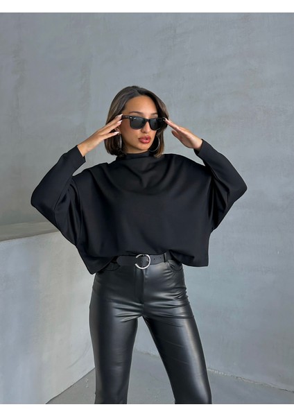 Kadın Siyah Interlok Yarasa Kol Dik Yaka Bluz