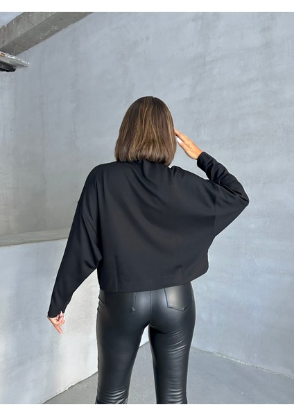 Kadın Siyah Interlok Yarasa Kol Dik Yaka Bluz indirimleri