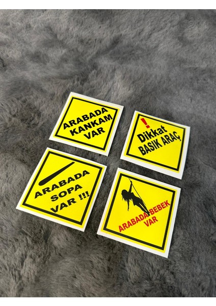 Arabada Bebek Var Kankam Var Sopa Var Dikkat Basık Araç Etiket Sticker Araba Yazı 4'lü 7X7CM