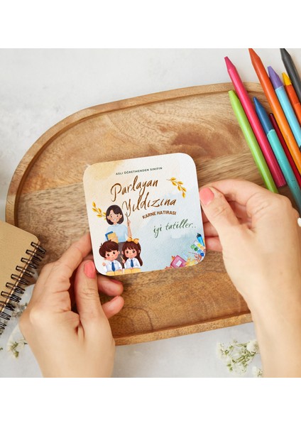 Öğretmenden Öğrencilere Özel Tasarım Ahşap Bardak Altlığı Karne Hatırası - 30'lu Set modelleri