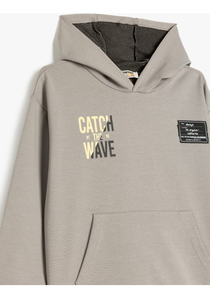 Pamuklu Kapşonlu Uzun Kollu Slogan Baskılı Oversize Sweatshirt