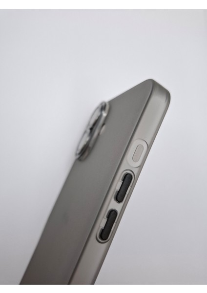 Apple iPhone 16 Uyumlu Tam Kamera Lens Korumalı Ekstra Ince Mat Esnek Lüks Kılıf fırsatları