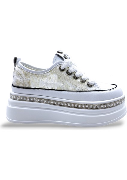G25Y4233 Yüksek Taban Taş ve Dantel Detaylı Kadın Beyaz Şık Spor Ayakkabı