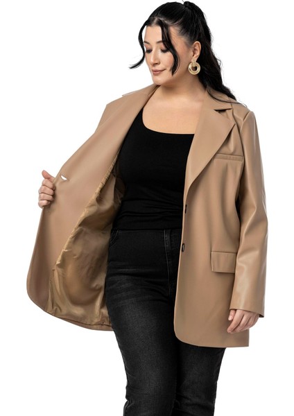 Büyük Beden Kapaklı Cepli Düğmeli Astarlı Siyah Suni Deri Ceket fırsatları