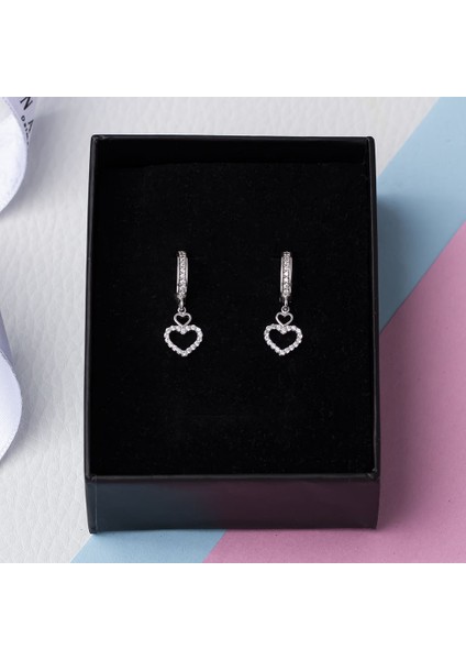Kalp Model Zirkon Taşlı 925 Ayar Gümüş Kadın Küpe fırsatları