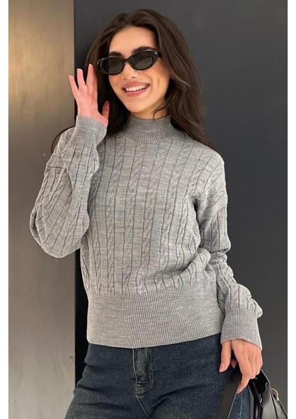 Gri Yarım Balıkçı Yaka Örgülü Triko Kadın Kazak MG2257 fiyatları