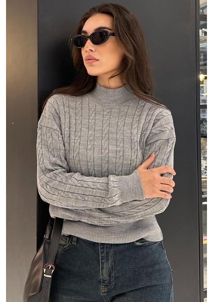 Gri Yarım Balıkçı Yaka Örgülü Triko Kadın Kazak MG2257 modelleri
