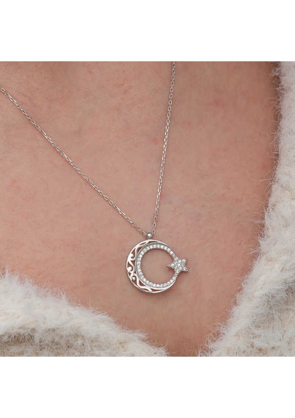 Gümüş Desenli Ay Yıldız Kadın Kolye fırsatları