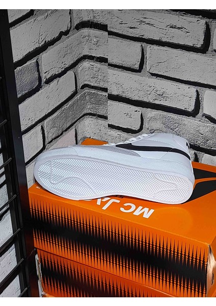 Zarif Bilekli Sneaker indirimleri