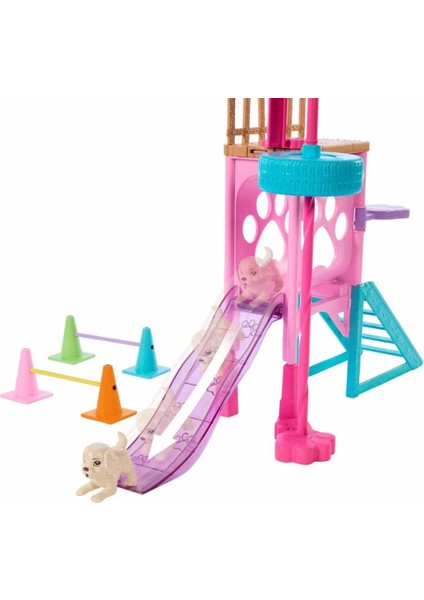 Nessiworld Barbie Stacie'nin Köpekçik Oyun Parkı HRM10 fiyatları