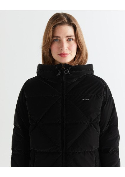 Kadın Siyah Kapüşonlu Kapitone Mont 47124303T.5 fırsatları