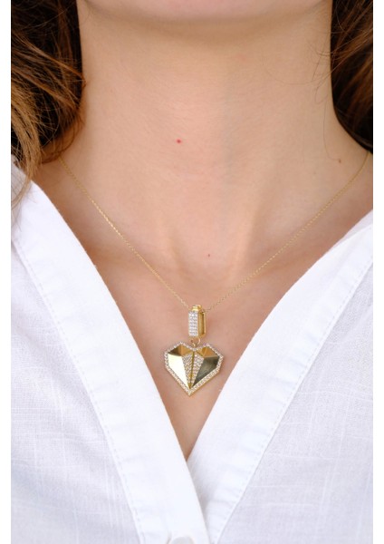 14 Ayar Altın Taşlı Kalpli Şekilli Kolye Ucu fırsatları