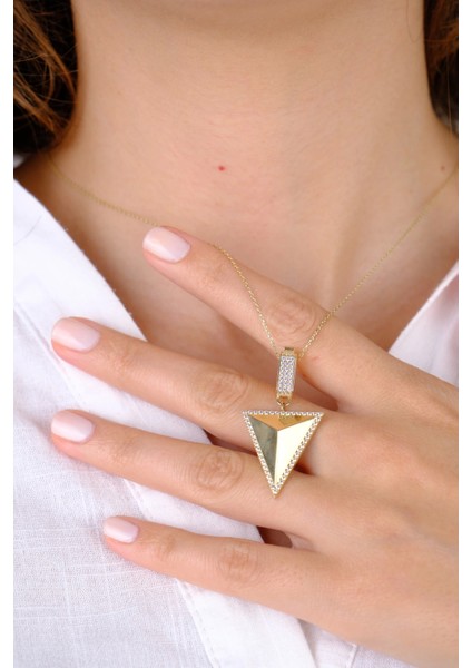 14 Ayar Altın Üçgen Taşlı Kolye Ucu fırsatları