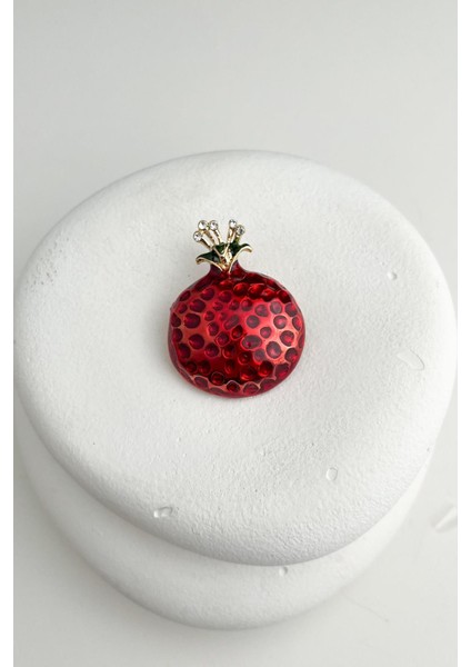 Taş Detaylı Mineli Kırmızı Nar Broş (4 cm)
