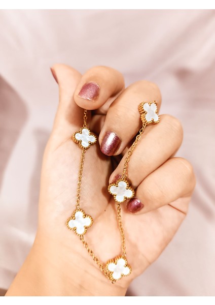 14K Altın Kaplama Çelik Kolye – Yonca Detaylı Zarif Tasarım