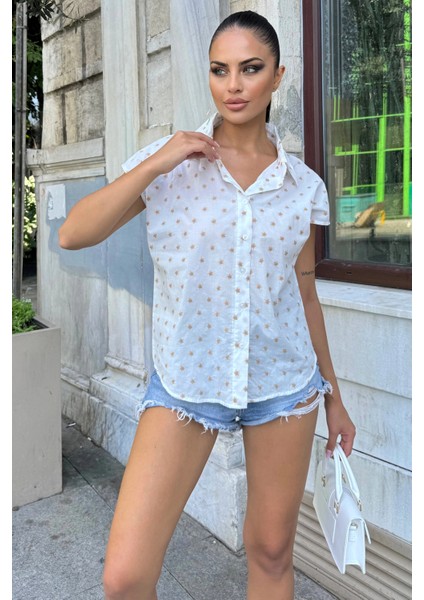 Kadın Bej Nakış Işleme, Rahat Kesim, Kısa Kollu, Flamlı Keten Gömlek fiyatları