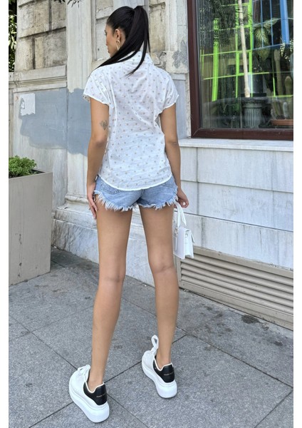 Kadın Bej Nakış Işleme, Rahat Kesim, Kısa Kollu, Flamlı Keten Gömlek fırsatları