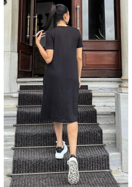 Kadın Siyah Yuvarlak Yaka, Kısa Kollu, Diz Boyu, Dökümlü A Kesim, Salaş Günlük Elbise fırsatları