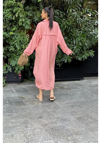 Kadın Gül Kurusu Yarasa Kol, Arkası Pliseli, Çift Cepli, Uzun Oversize Salaş Gömlek Elbise fırsatları