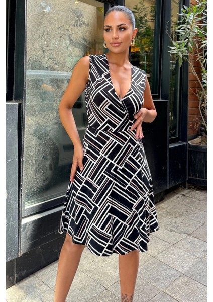 Kadın Siyah Desenli, Dekolte Kruvaze Yaka, A Kesim, Kolsuz Midi Elbise