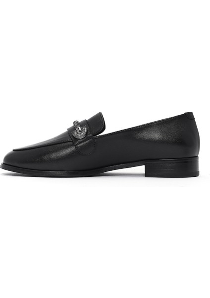 Kadın Siyah Tokalı Deri Maskülen Loafer 25SFD182218