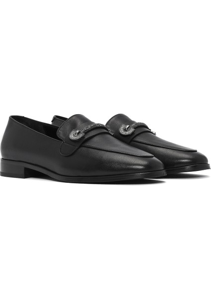 Kadın Siyah Tokalı Deri Maskülen Loafer 25SFD182218