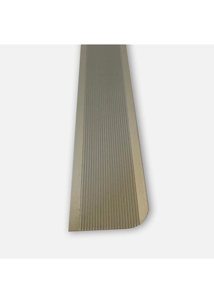 Tezgan Son Kapama Çıtası 40*060CM Sağ