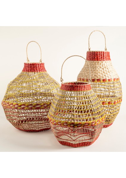 Tam Dao Deniz Çayırı / Cam / Metal Fener 30x30x47 Cm Renkli