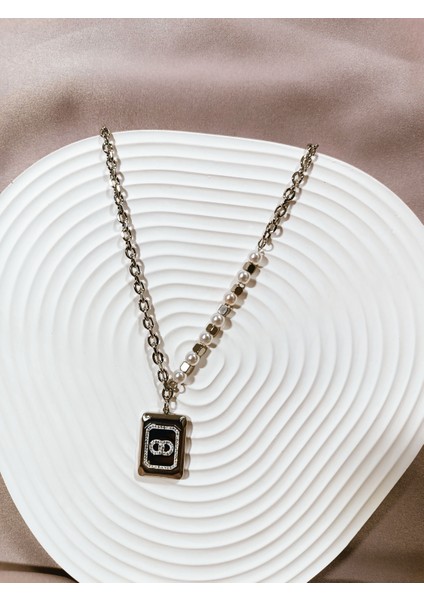 Gümüş Kaplama Çelik Kolye – Inci Detaylı Özel Dikdörtgen Tasarım fiyatları