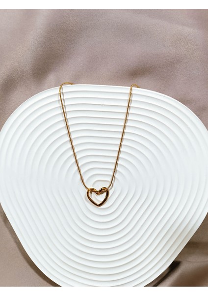 14K Altın Kaplama Çelik Kolye – Kalp Figürlü Minimal Tasarım modelleri