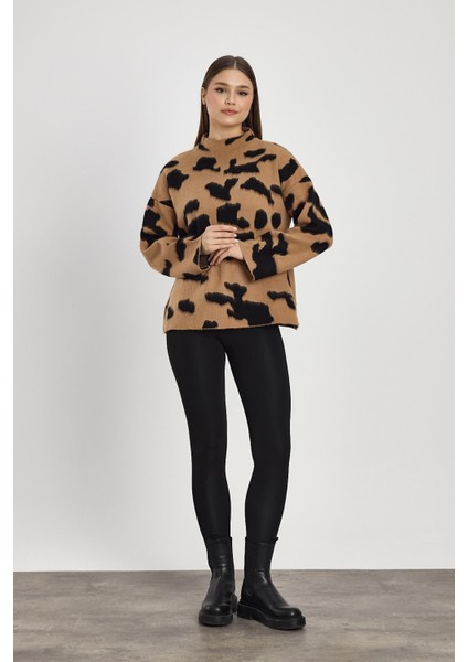 24371 Şardonlu Dik Yaka Leopar Kazak Bisküvi-Siyah modelleri