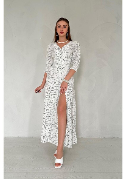 Arka Bel ve Kol Ucu Gipeli Elbise