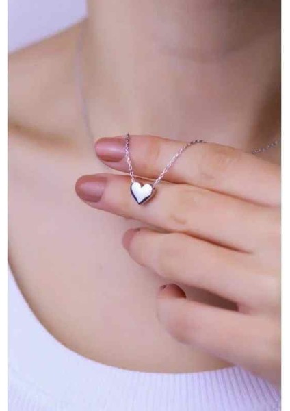 Gümüş Renk Taşsız Kalp Kolye