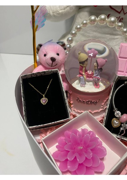 Sevgiliye Özel Ayıcıklı Hediye Kutusu -Hediye Seti-Kolye-Bileklik-Kar Küresi-65 cm Ayıcık-Aşk Kutusu fırsatları