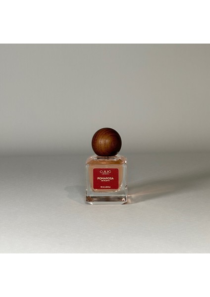 Pomarosa Edp Kadın Parfüm 50ML | Meyveli ve Baharatlı | Nar, Erik, Pembe Biber, Zambak, Sedir, Misk