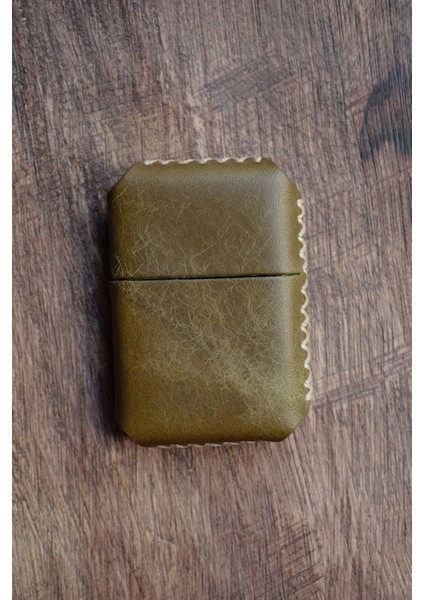 Hakiki Deri Kılıflı Zippo Benzinli Çakmak ,tamamen El Işi Üretim Olive Renkli modelleri
