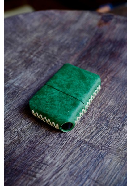 Hakiki Deri Kılıflı Zippo Benzinli Çakmak ,tamamen El Işi Üretim Yeşil Renkli modelleri