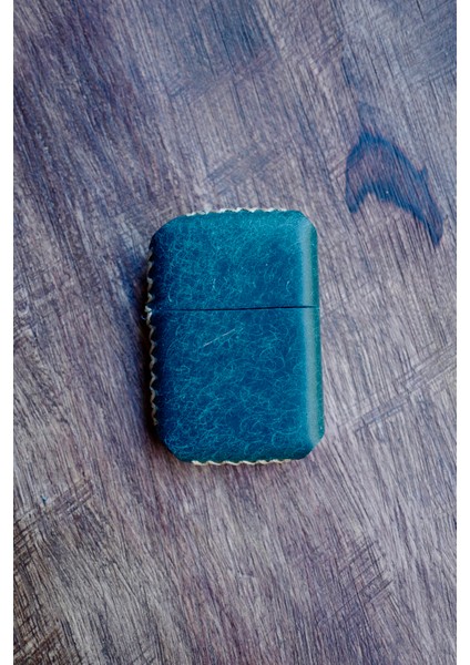 Hakiki Deri Kılıflı Zippo Benzinli Çakmak ,tamamen El Işi Üretim Mavi Renkli modelleri