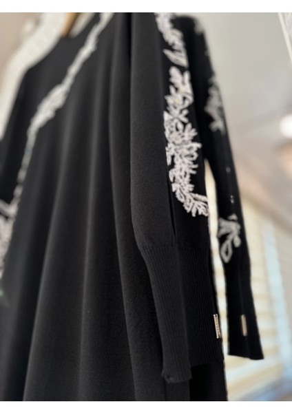 6848 Işlemeli Triko Elbise fırsatları