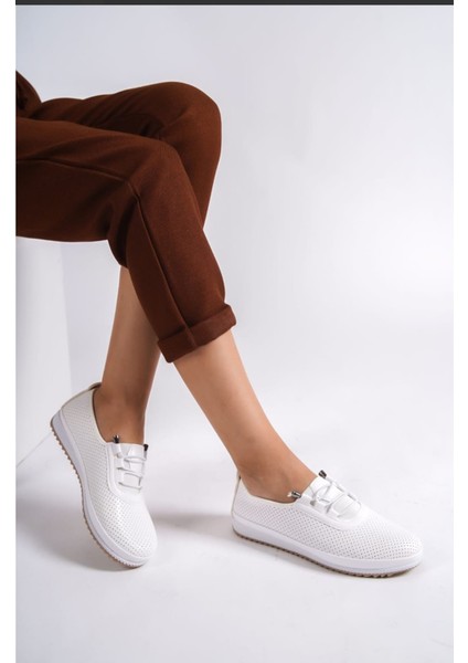 Delikli Rahat Esnek Yumuşak Ortopedik Comfort Ayakkabı
