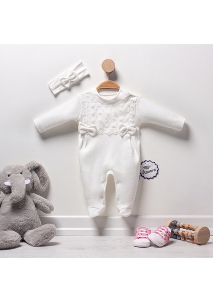 Fiyonklu Güpürlü Kız Bebek Tulumu