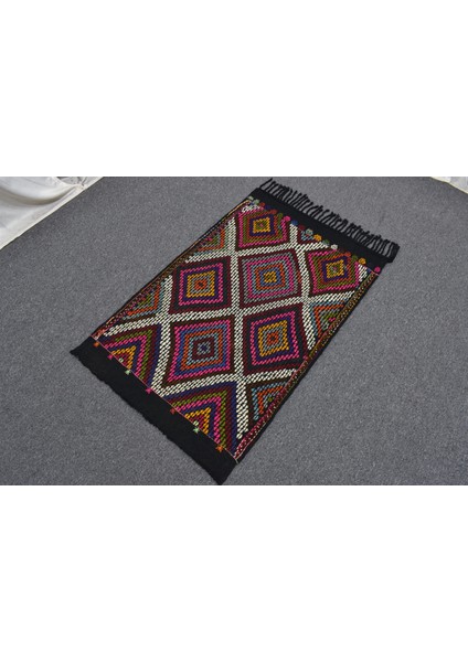 El Dokuması Geometrik Midye Model Karapınar Yörük Cecim Yün Kilim 5573