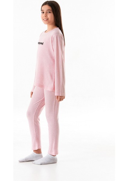 Unsurpassed Baskılı Kız Çocuk Pijama Takımı modelleri