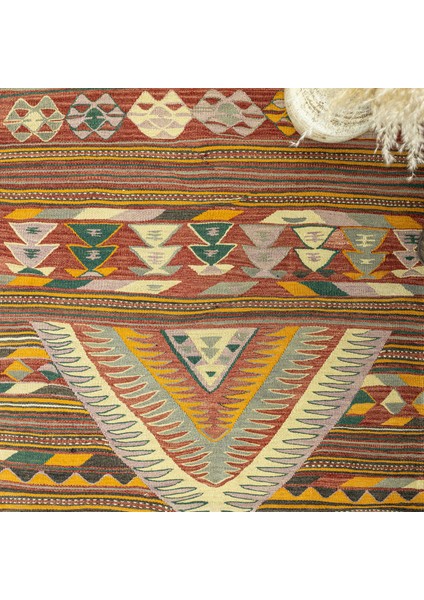 Dirse Renkli El Dokuma Kilim 117 x 213 cm modelleri