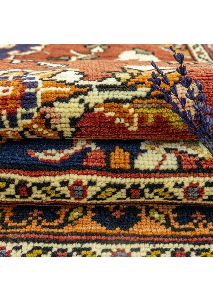Kazvin Floral Desenli Yün Halı 143 x 250 cm fırsatları