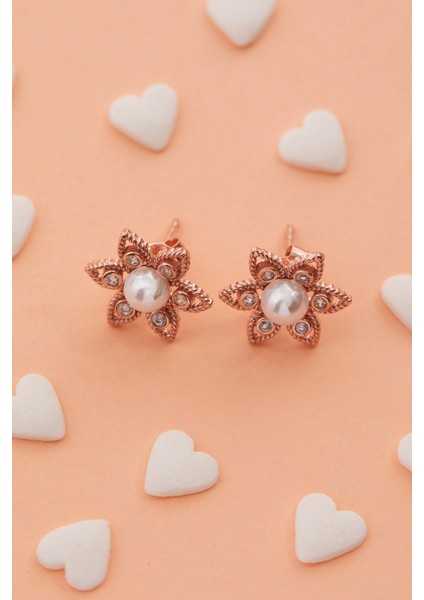 Inci Detaylı Çiçek Model 925 Ayar Gümüş Çocuk Küpesi