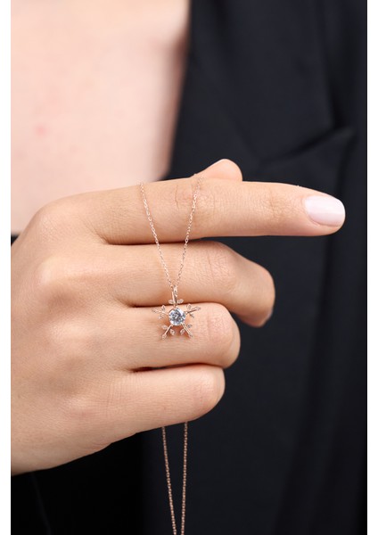 925 Ayar Gümüş Zirkon Taşlı Kar Tanesi Kolye