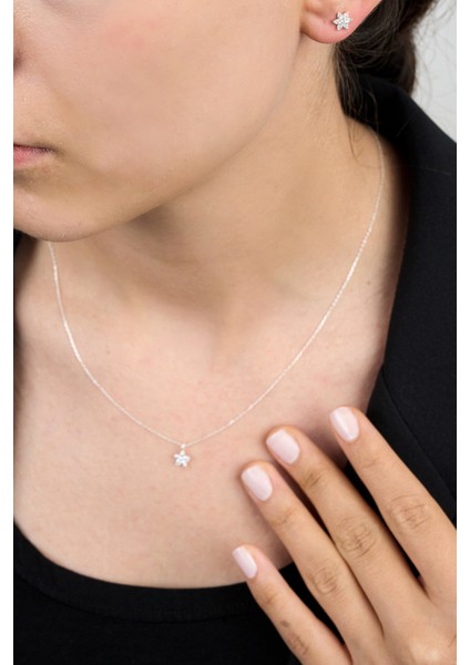 925 Ayar Gümüş Lotus Kolye ve Küpe Set ELKAB92281 fiyatları