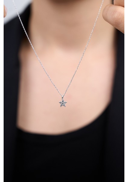 925 Ayar Gümüş Lotus Kolye ve Küpe Set ELKAB92281 fırsatları